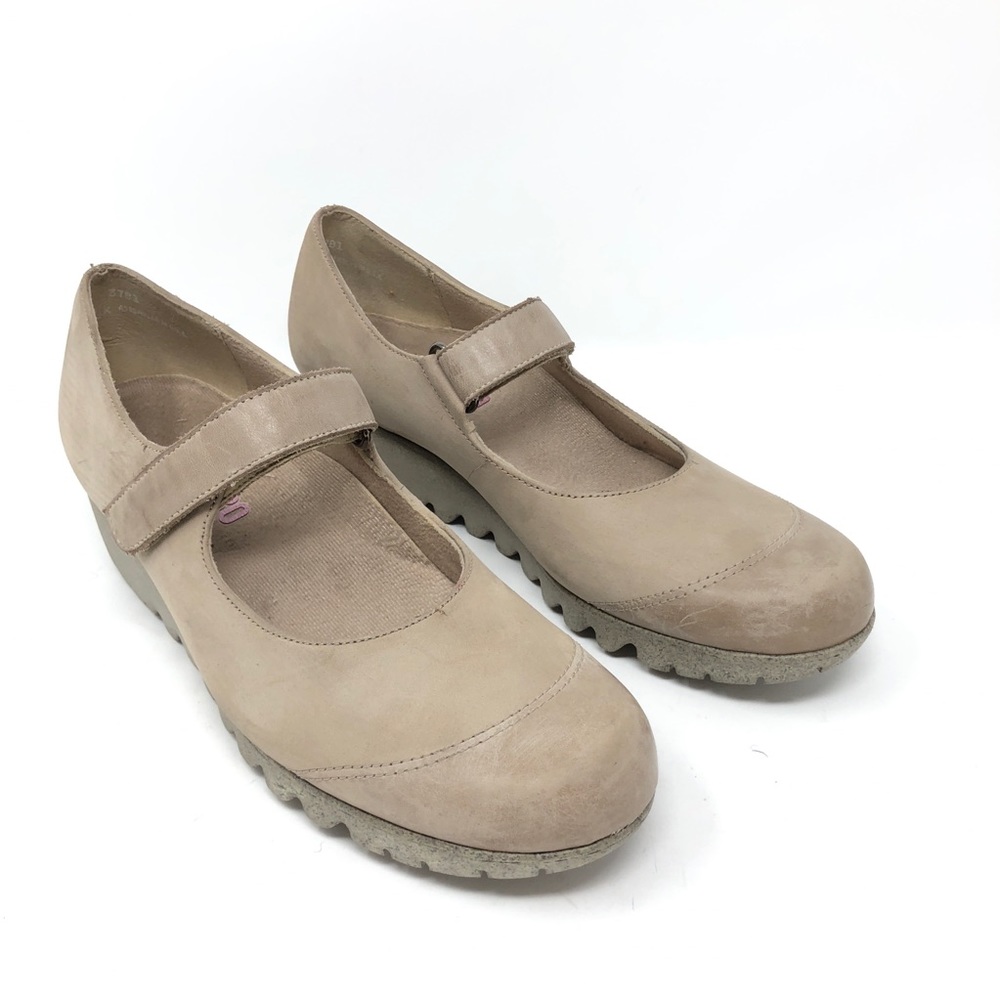 MUNRO American Alpine Mary Jane Wedges Size 8N